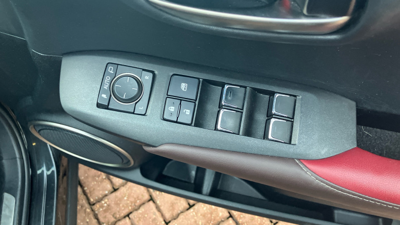 Lexus NX 300h 2.5 Luxury 5dr CVT [Premium Nav] Hybrid Estate